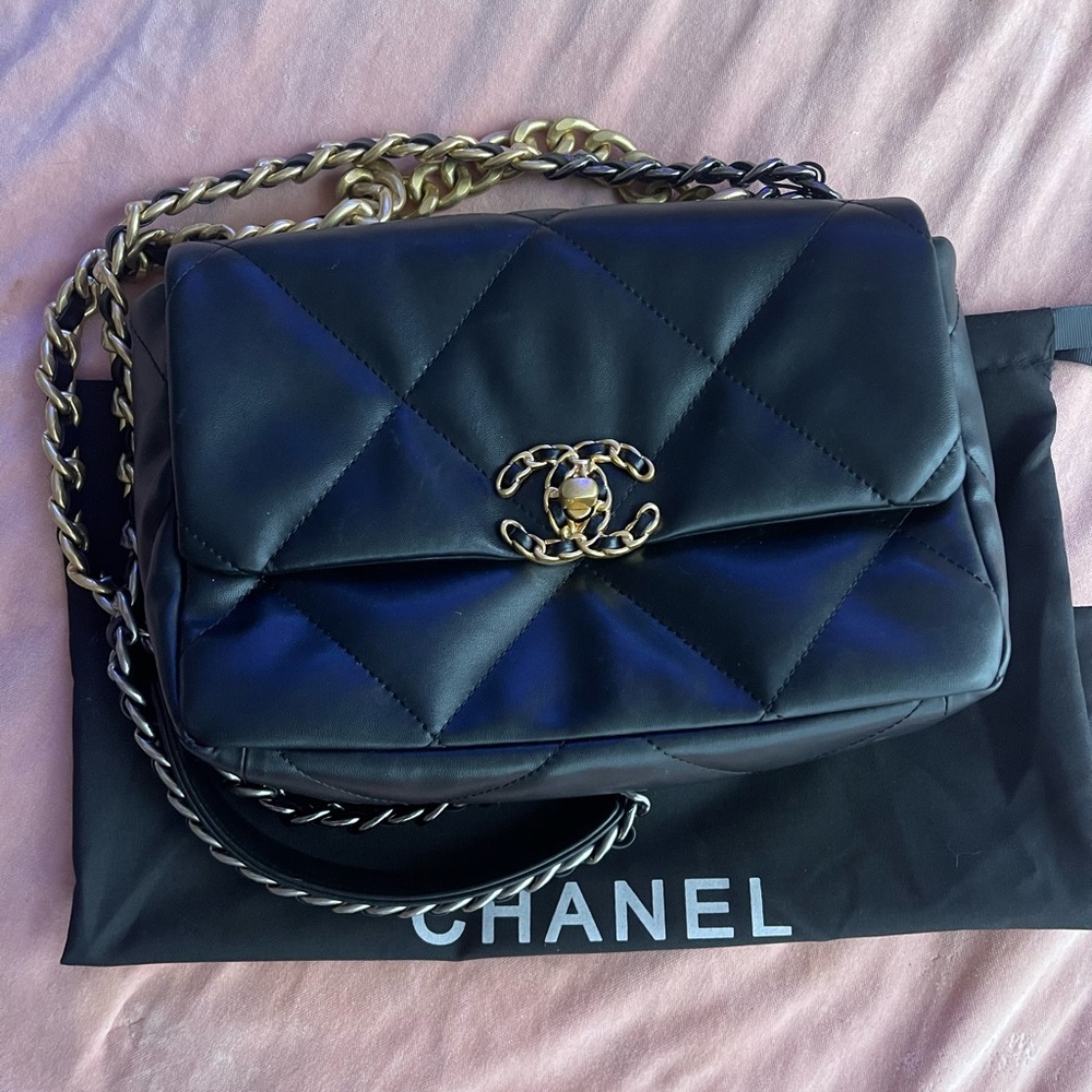 Chanel Lambskin Quilted Medium Bag